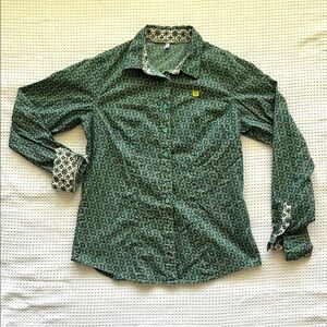 Women’s Cinch Button Up Shirt